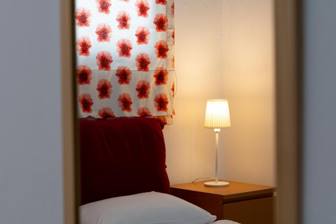 Sea Path Apartment PalaiónTsiflíkion エクステリア 写真